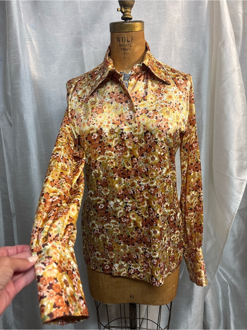 Vintage Lady Manhattan 70s Floral Dagger Collar Blouse Size 10